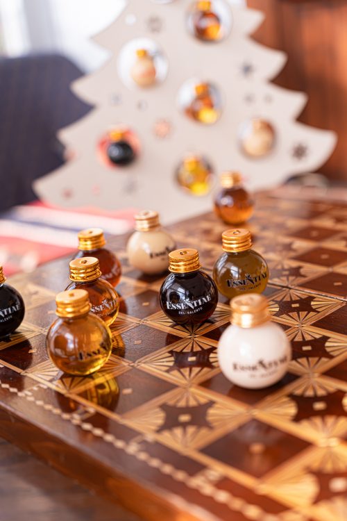 Albero di Natale con 7 Palline con liquore da 50 ml - immagine 6